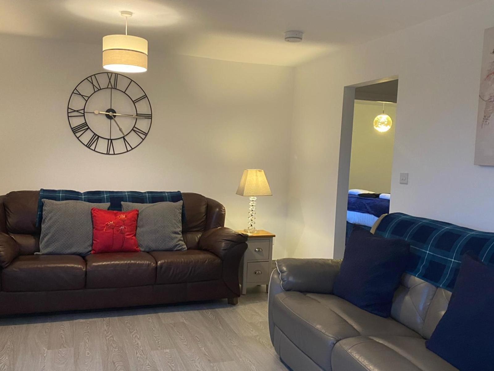 Fairview Farm Holiday Accommodation 14 Luxury Lodges, Cabins, Dog Friendly, Suitable For Couples, Families And Groups, Wedding Guests , Corporate Events, Sleeps 2-65 Guests In Ravenshead, Nottingham Near Sherwood Forest, Set In 88 Acres 외부 사진